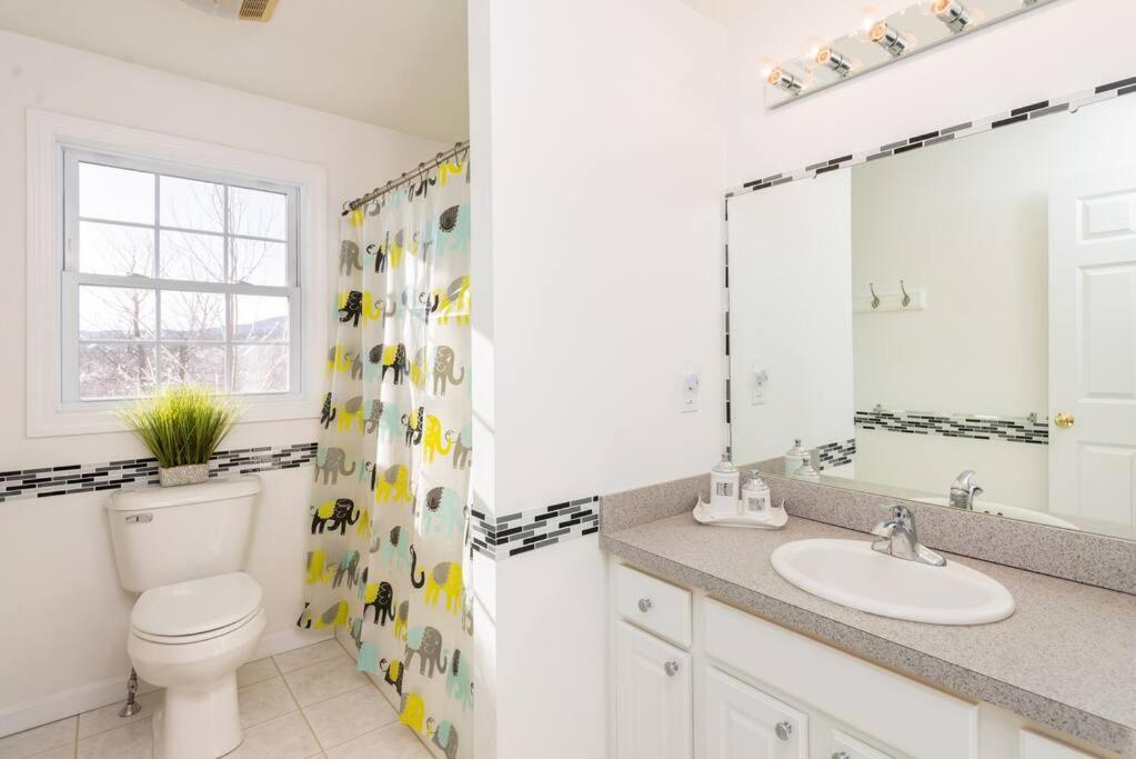 Fun & Fabulous Getaway Villa Gilford Bagian luar foto